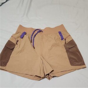 Lululemon cargo hiking shorts